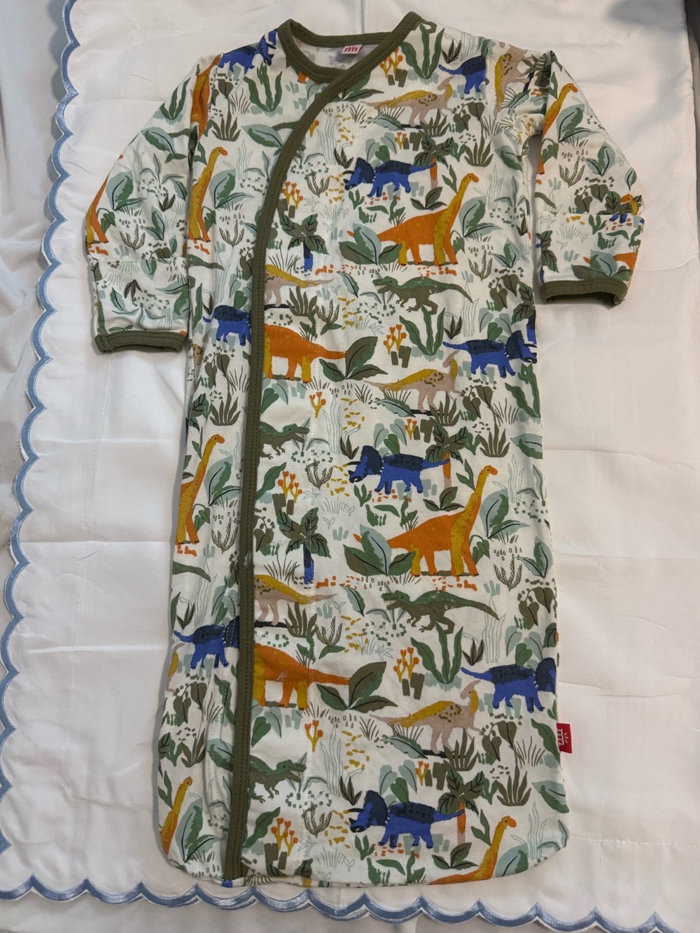 Magnetic Me baby gown size NB-3 Dinosaur Print Super Soft Modal fabric NWOT